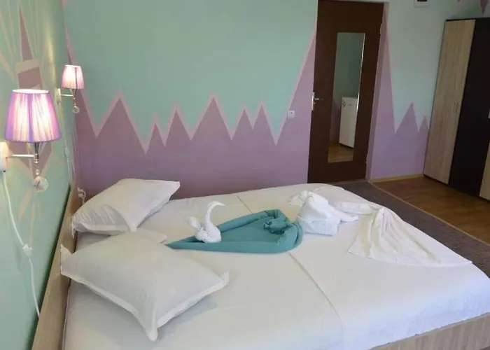 Robert Guest house *